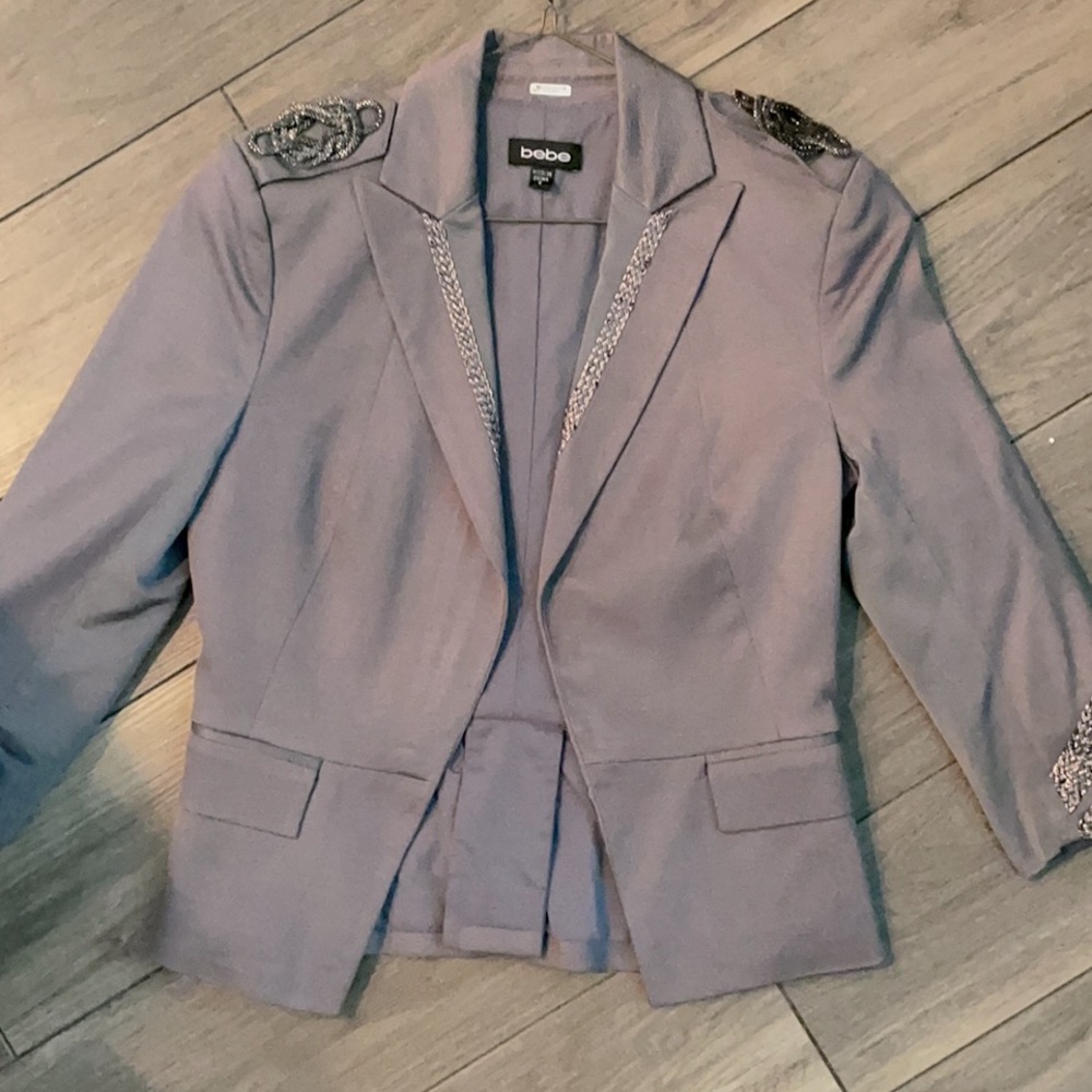 BEBE grey/ silver crop embellished blazer size 6 good condition